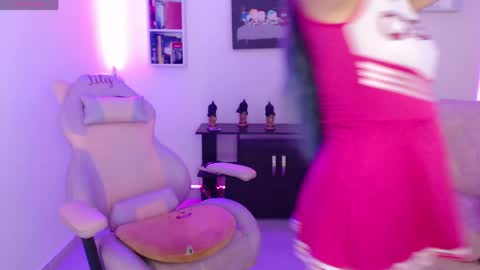 Lily online show from 04/21/26, 10:01