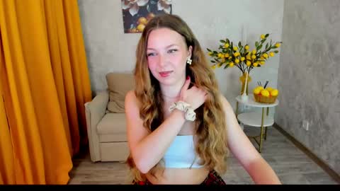 Snapshot of lilyeblake chatting on 04/13/26, 07:52 lilyeblake online show from 04/13/26, 07:52