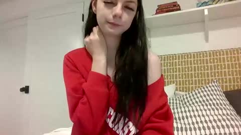 Snapshot of lilygracexoxo chatting on 09/17/25, 11:06 Lily Grace online show from 09/17/25, 11:06