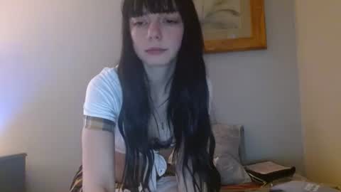 Lily Grace online show from 10/23/25, 12:43