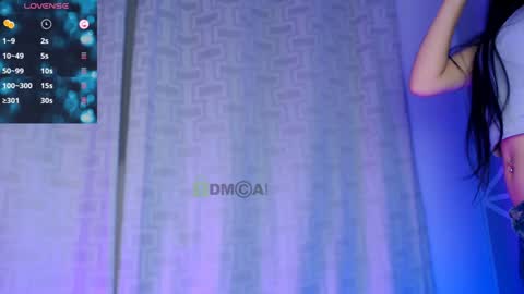 Snapshot of lilylouisee_ chatting on 01/07/25, 12:34 Liliana louise online show from 01/07/25, 12:34