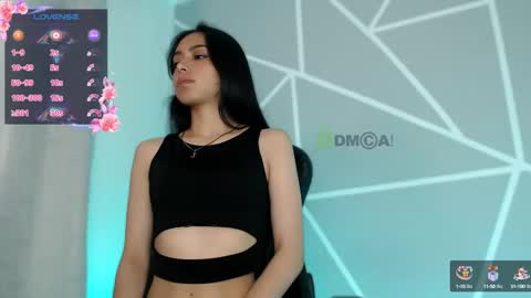 Snapshot of lilylouisee_ chatting on 01/22/25, 02:46 Liliana louise online show from 01/22/25, 02:46