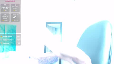 Lili online show from 01/11/25, 03:55