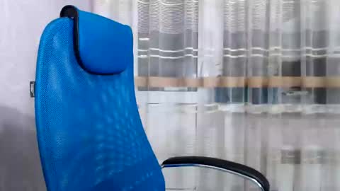 Lily online show from 12/21/24, 04:14