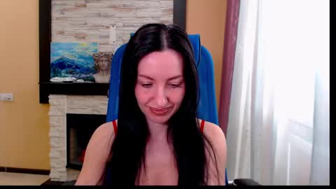 Lily online show from 03/05/25, 09:27