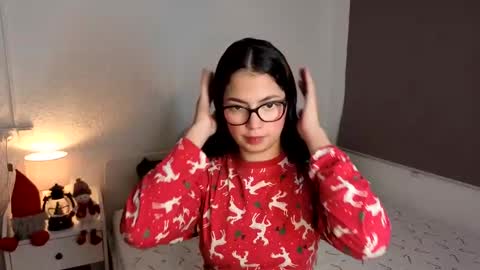 LillyPanda online show from 11/30/25, 08:24