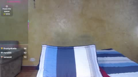 Lily Queen online show from 04/16/26, 09:50