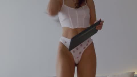 Lily online show from 10/15/25, 10:48