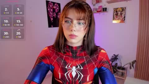 lily help me to collect more cosplay online show from 09/26/25, 02:59