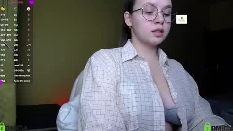 Lily online show from 10/19/25, 12:06
