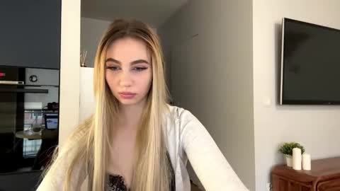 Lily online show from 03/15/26, 03:18