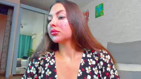 Snapshot of lilyt_007 chatting on 10/04/25, 01:25 lilyt_007 online show from 10/04/25, 01:25