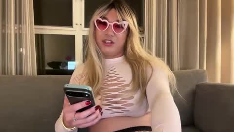 lilyxoxoxo online show from 02/08/26, 05:44