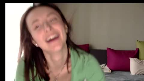 LilyXSky online show from 01/10/25, 12:15