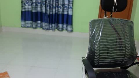 limaakter246618 online show from 01/27/25, 11:11