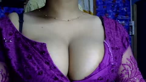 limaakter246618 online show from 09/11/25, 08:31