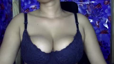 limaakter246618 online show from 03/19/26, 08:24