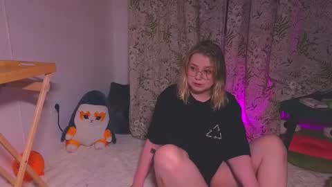 lime cat online show from 11/07/25, 02:00