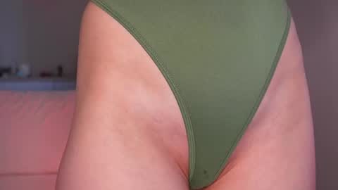 Snapshot of limy_sweet chatting on 02/08/25, 07:04 limy_sweet online show from 02/08/25, 07:04