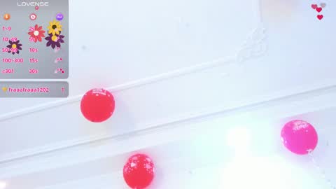 Snapshot of lin_jayani chatting on 02/13/25, 06:05 Lin online show from 02/13/25, 06:05