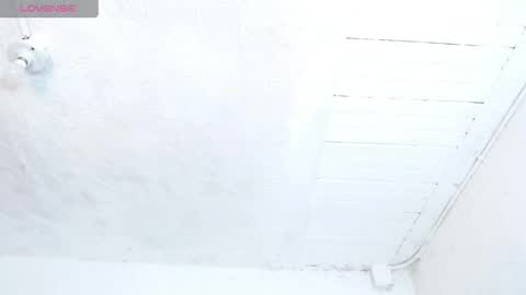 Lin  online show from 04/24/26, 09:06