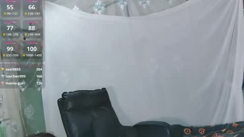 lina968560 online show from 04/18/26, 07:07