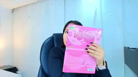  Lina Bedoya  online show from 11/29/25, 11:35