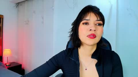  Lina Bedoya  online show from 04/13/26, 11:37