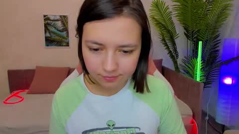 Snapshot of lina_brownie chatting on 02/04/25, 05:21 Lina online show from 02/04/25, 05:21