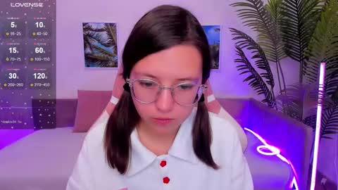 Snapshot of lina_brownie chatting on 10/06/25, 02:31 Lina online show from 10/06/25, 02:31
