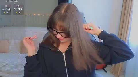 Snapshot of lina_brownie chatting on 06/10/26, 01:50 Lina online show from 06/10/26, 01:50