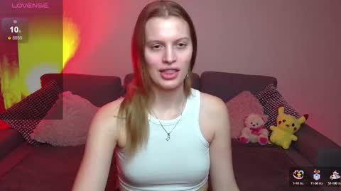 lina_bush online show from 12/17/24, 09:27