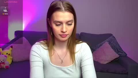 lina_bush online show from 02/02/25, 11:19