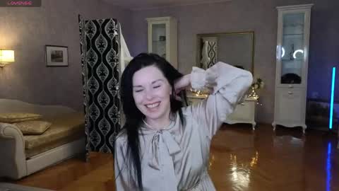 lina_flore online show from 04/20/26, 07:37