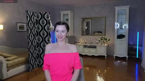 lina_flore online show from 04/22/26, 08:21