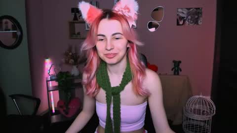 lina_fox12 online show from 04/22/26, 11:34