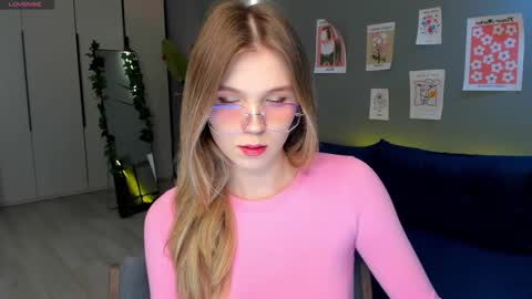 Lina online show from 02/26/26, 01:21