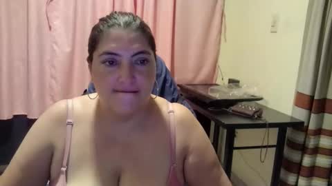 Snapshot of lina_maria99 chatting on 02/04/26, 01:44 Lina Mara99 online show from 02/04/26, 01:44