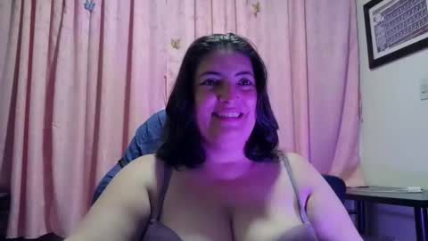 Snapshot of lina_maria99 chatting on 04/15/26, 12:17 Lina Mara99 online show from 04/15/26, 12:17