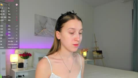 Snapshot of lina_massey chatting on 05/01/26, 01:43 lina_massey online show from 05/01/26, 01:43