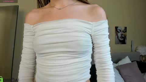 Snapshot of lina_massey chatting on 05/20/26, 12:28 lina_massey online show from 05/20/26, 12:28