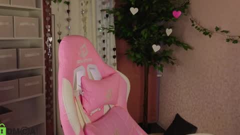 LINA online show from 02/28/26, 01:06