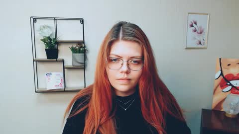 lina_ri online show from 10/23/25, 04:50