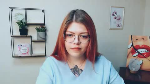 lina_ri online show from 11/02/25, 11:23