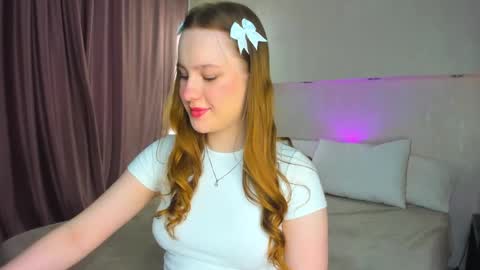 Lina online show from 04/14/26, 01:00