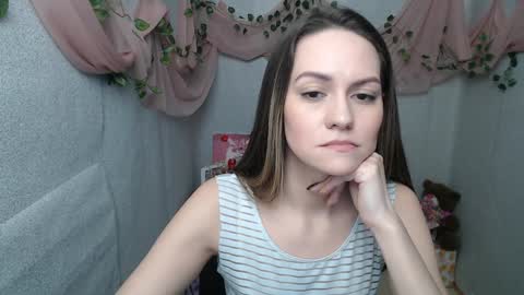 Lina online show from 01/14/25, 06:45