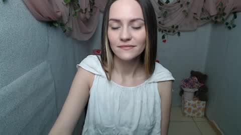 Lina online show from 01/20/25, 06:42