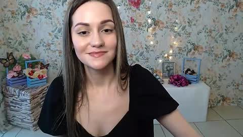 Lina online show from 02/25/25, 09:53