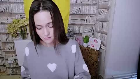 Lina online show from 10/07/25, 05:59