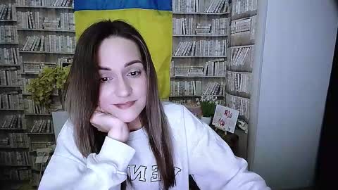 Lina online show from 11/29/25, 02:42